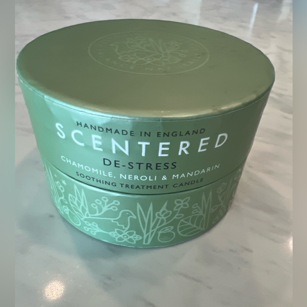 Scentered De-Stress Soothing Treatment Candle - Chamomile, Neroli & Mandarin